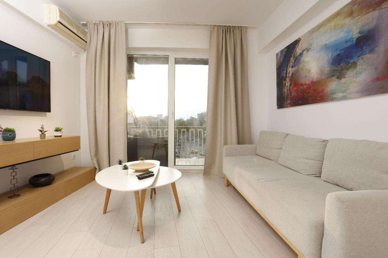 2 Bedroom Apartment With Amazing View In City Center Бухарест Экстерьер фото